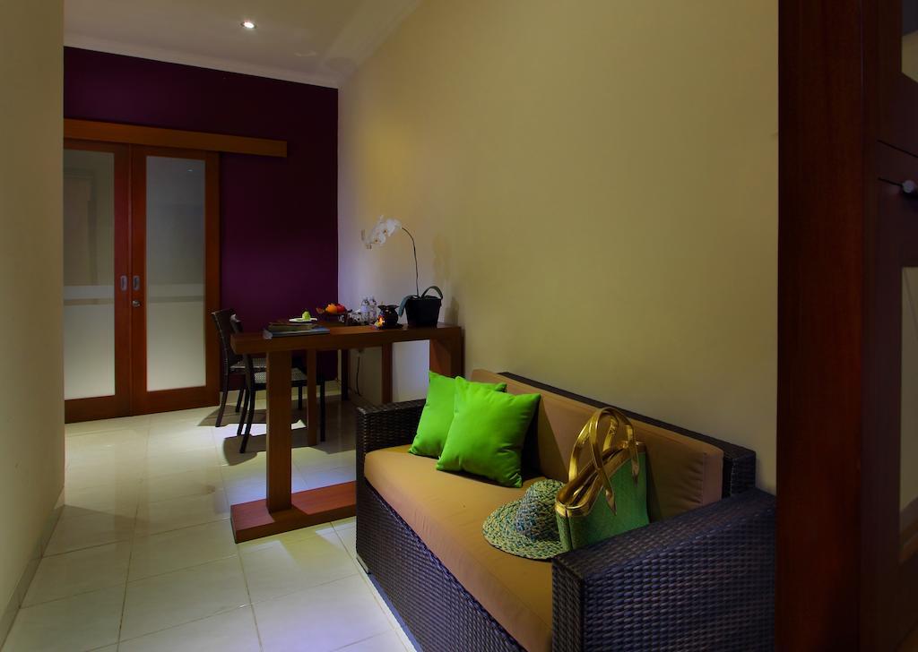 The Banyumas Villa Denpasar Exterior foto
